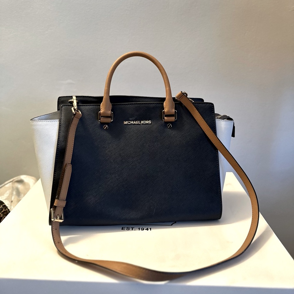 MICHAEL Michael Kors Selma Medium Tri Color Handbag